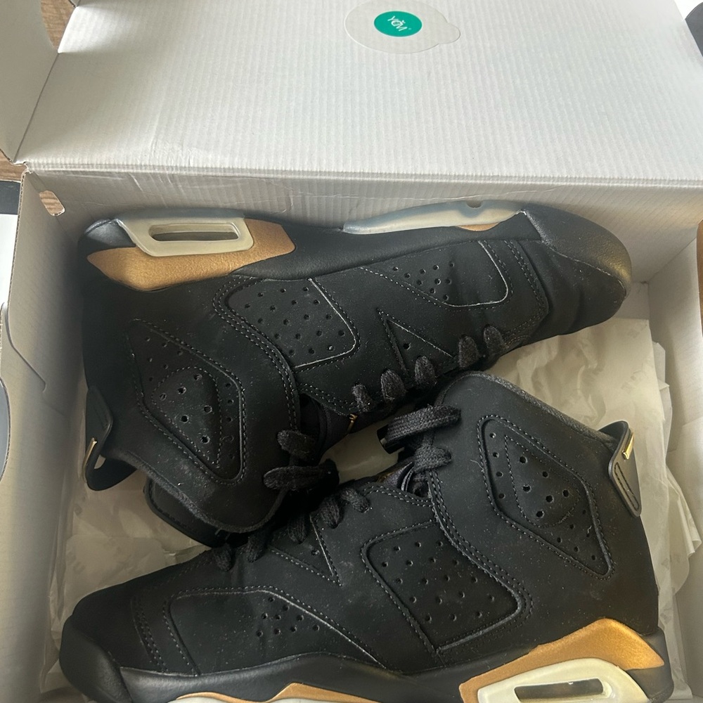Air Jordan 6 retro DMP black/Gold SIZE 4.5(GS)